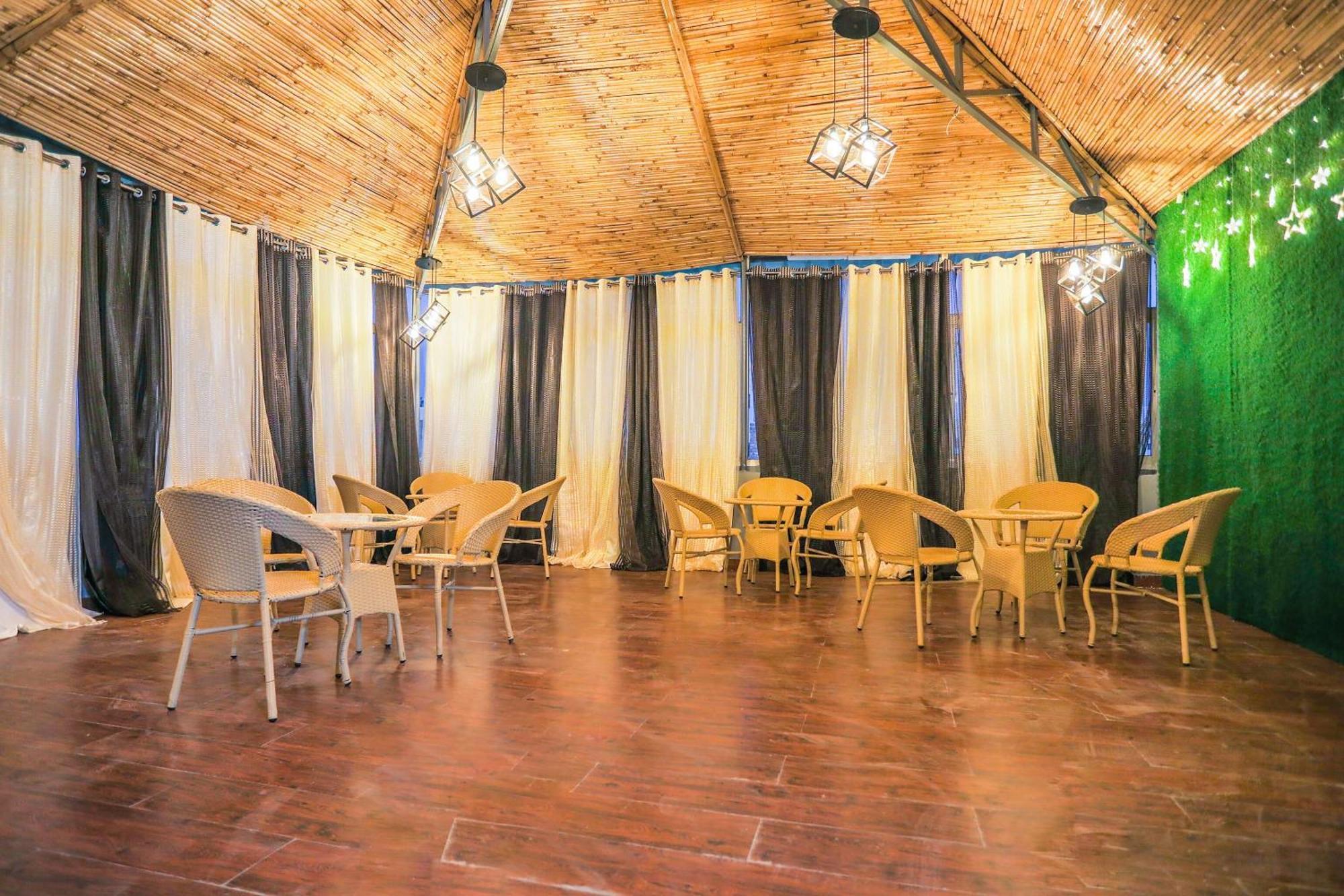 Hotel Collection O The Royal Fern Farrukhnagar Exteriér fotografie